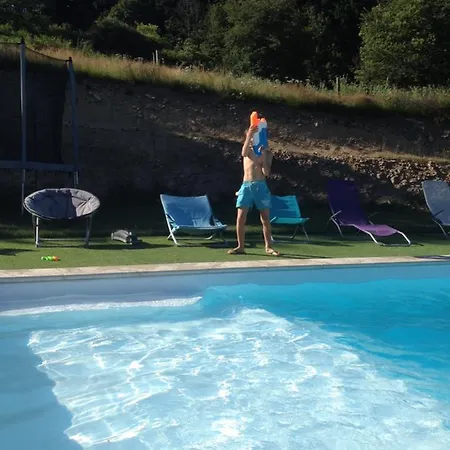 Le Domaine Des Terres Lodge